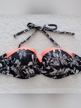 Lascana Sunseeker Black Floral Bandeau Bikini Top with Coral Trim - Tropicoral